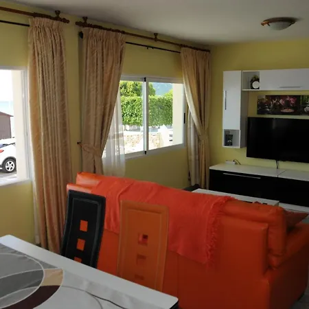 - Primera Linea De Mar