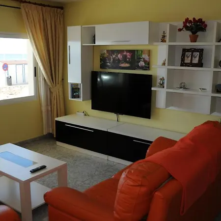 - Primera Linea De Mar *