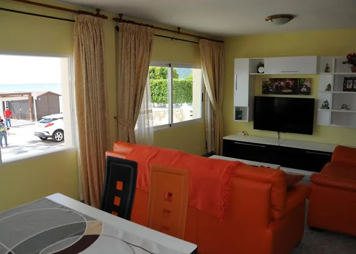 - Primera Linea De Mar