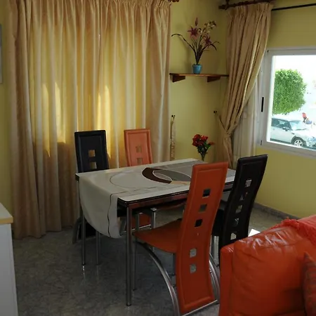 - Primera Linea De Mar